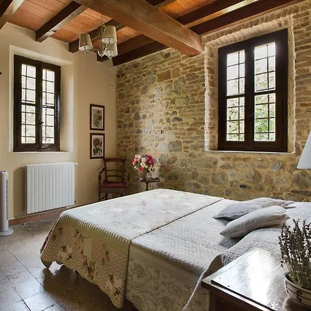 فيلة Luxurious In Tabiano Castello With Swimming Pool