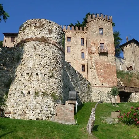 Luxurious In Tabiano Castello With Swimming Pool Tabiano Terme